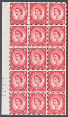 1958 2½d Red SG 574 variety Vertical Doctor Blade flaw due to a pre printing paper crease.