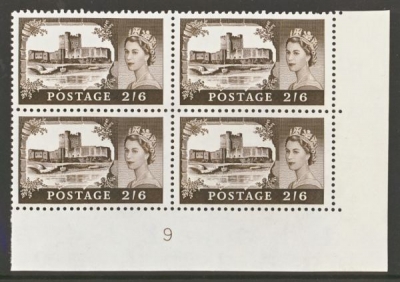 1968 2/6 Castle on chalky paper SG 595k in a Cylinder block of 4
