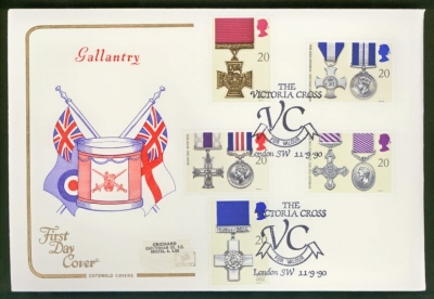 1990 Gallantry on Cotswold cover Victoria Cross London FDI